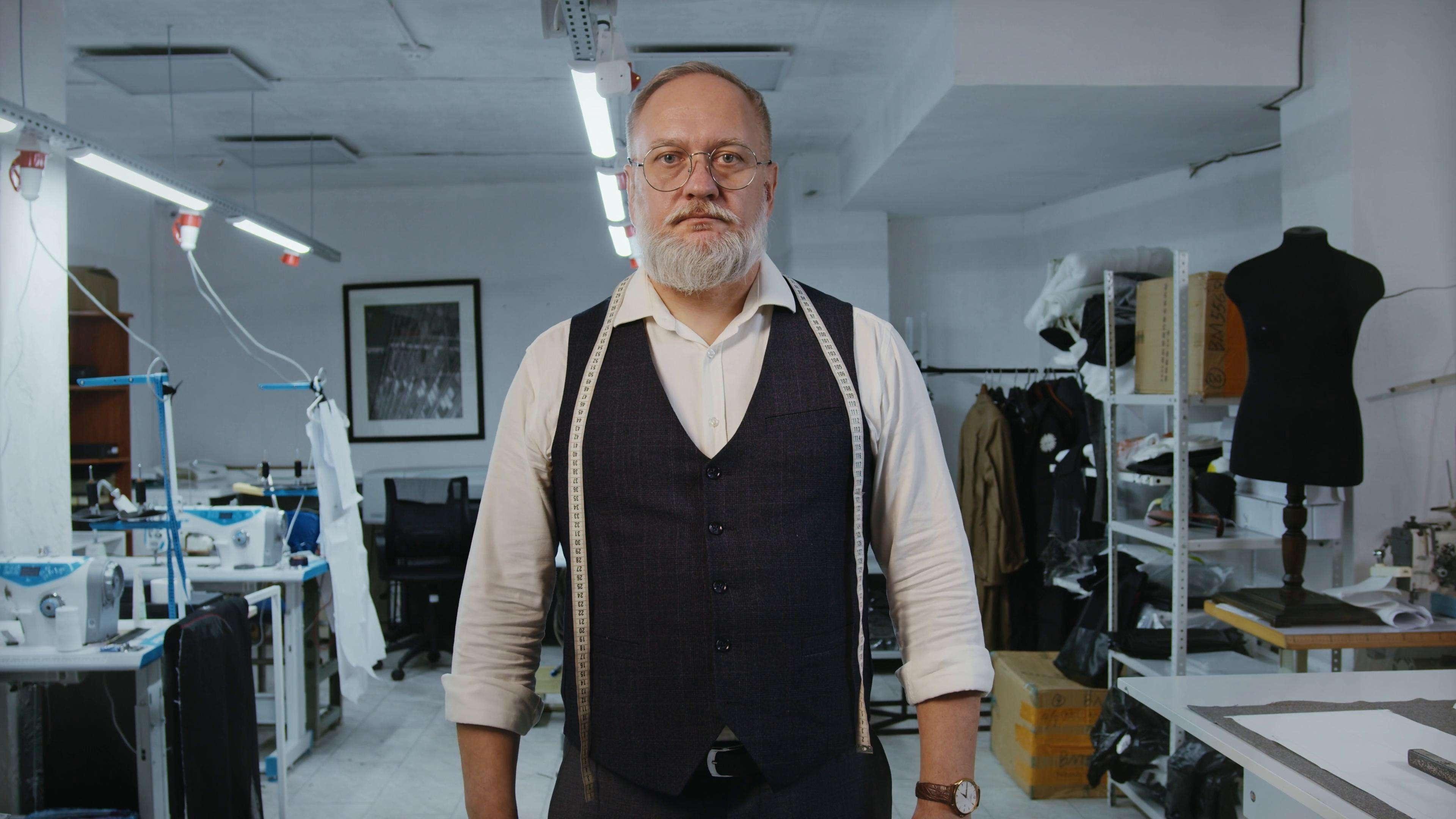 Creating an e-commerce app for custom clothing designers | No-Code App ...